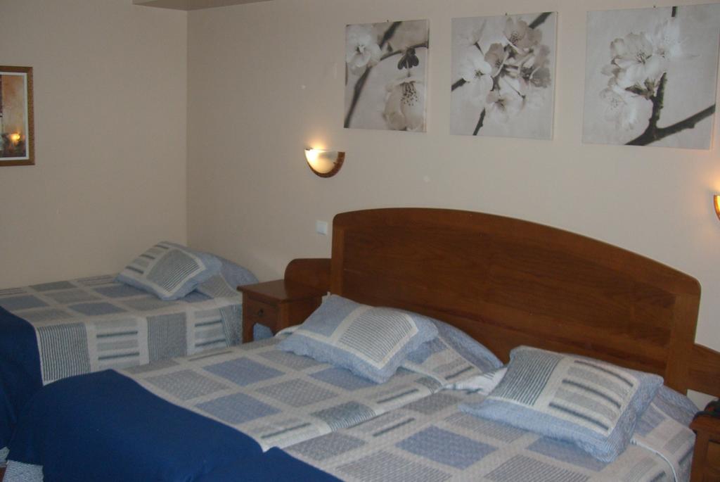 Hotel O Gadanha Estremoz Bilik gambar