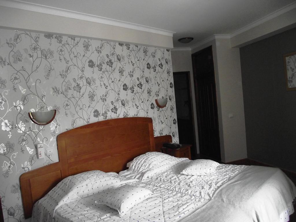 Hotel O Gadanha Estremoz Bilik gambar
